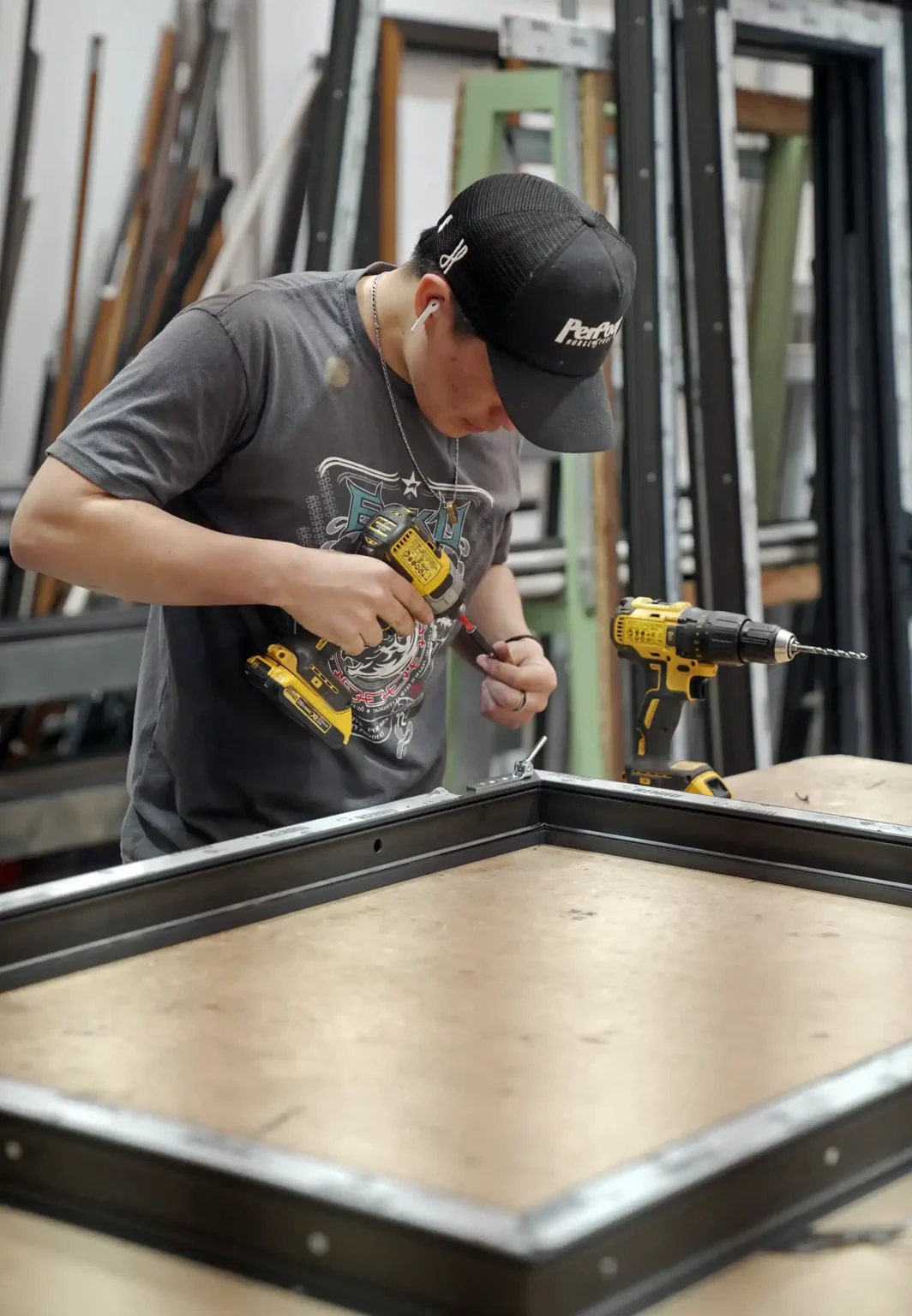 Trabajo técnico dentro de la fábrica de Lighuen